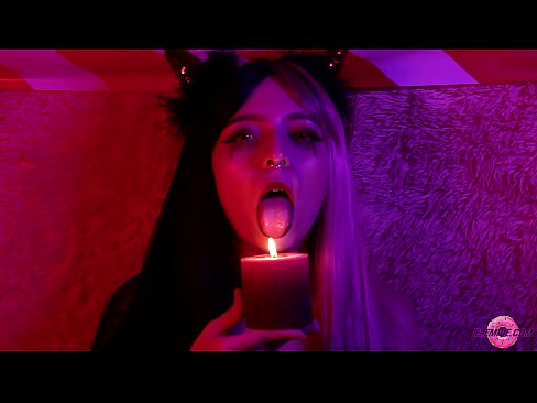 ❤️ Ástríðufullt blowjob frá Sexy Succubus með munnfyllingu Frábært klám hjá okkur ❤